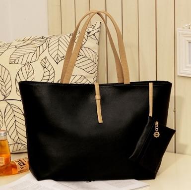 กระเป๋าAxixi รุ่น C015 กระเป๋าสะพายนำเข้าจากเจ้าของแบรนด์Axixiแท้100% กระเป๋ารุ่นนี้เป็นรุ่นยอดนิยม